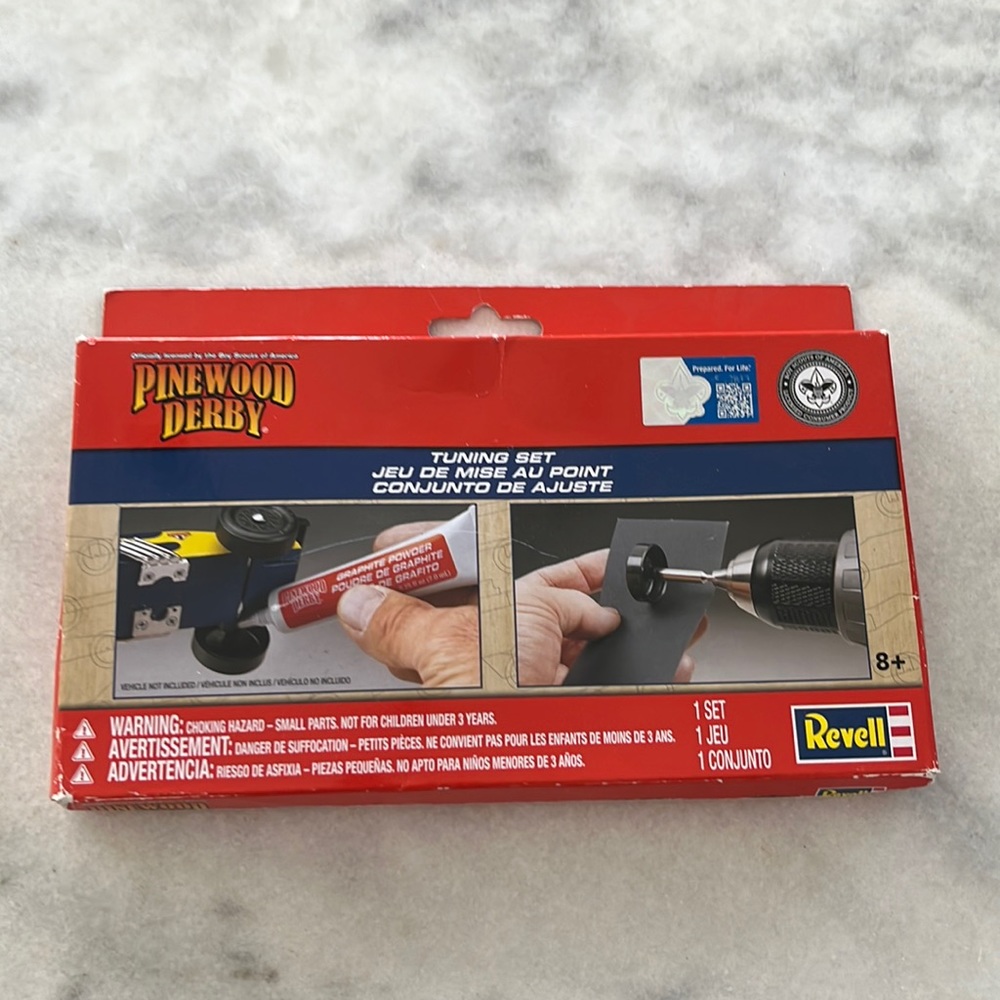 REVELL PINEWOOD DERBY TUNING SET NWT